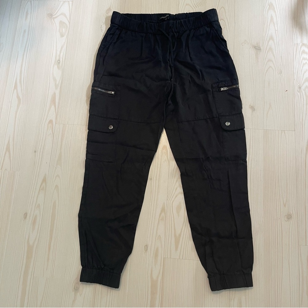 Banana Republic Black Cargo Pants